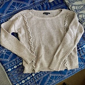 American Eagle - Cable Knit Light Sweater